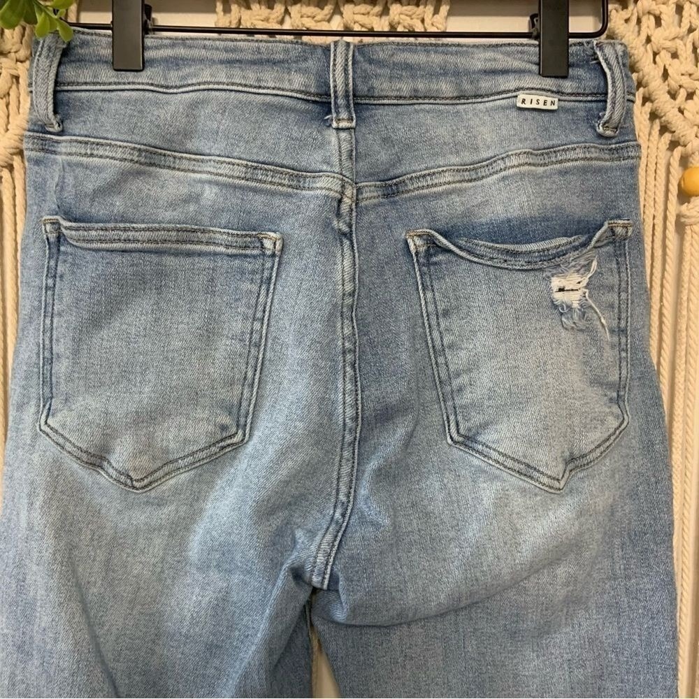 RISEN JEANS High Rise Distressed Raw Hem Straight Leg Jeans Size 5 / 27 - Picture 5 of 16